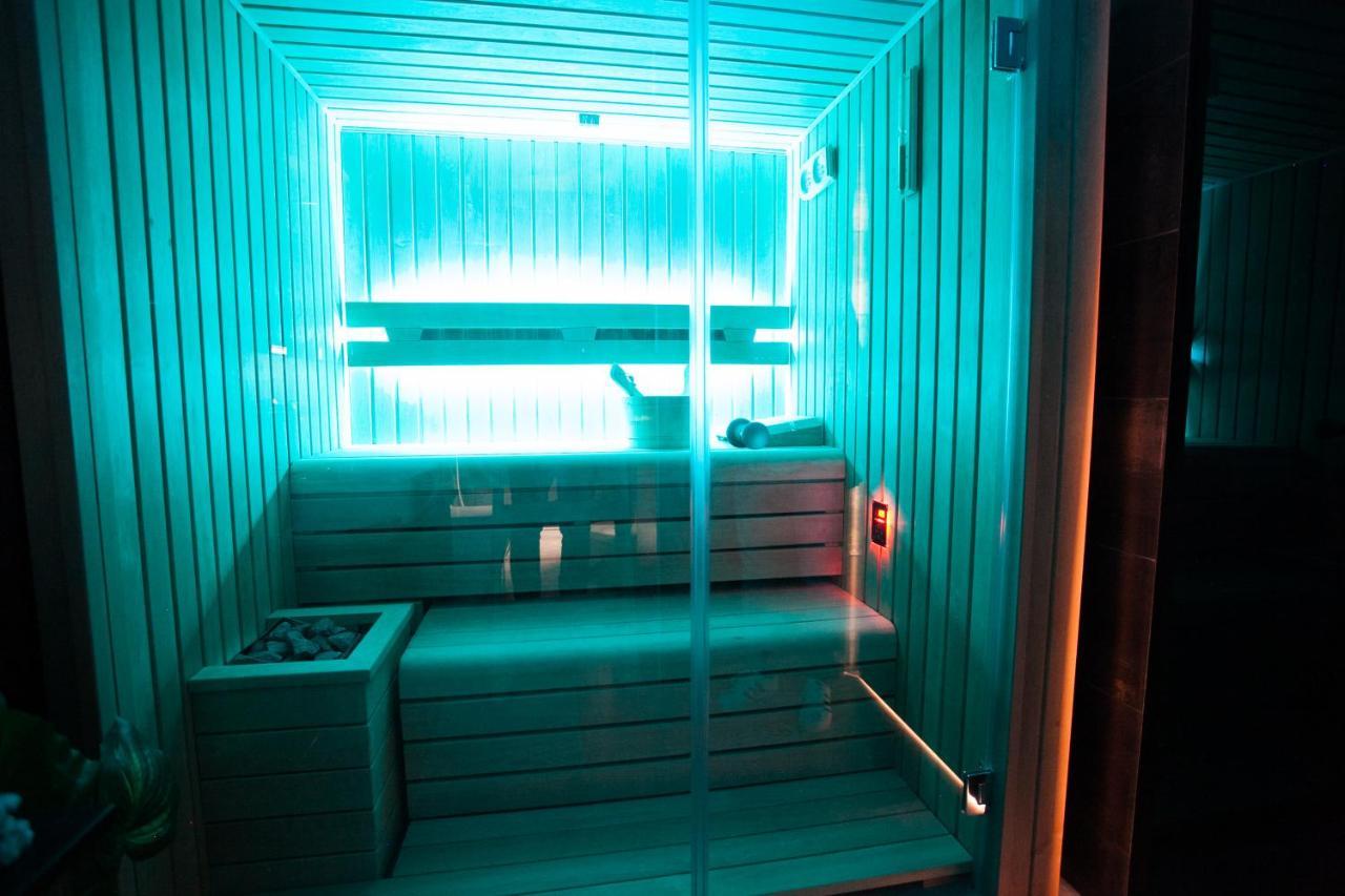 Stylish Loft With Finnish Sauna บูดาเปสต์ ภายนอก รูปภาพ