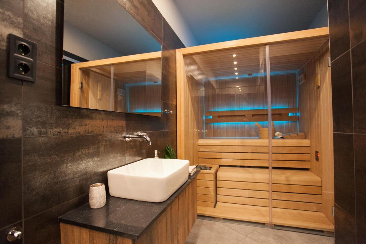 Stylish Loft With Finnish Sauna บูดาเปสต์ ภายนอก รูปภาพ